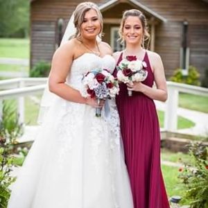 David's Bridal Burgandy ❤HAS BEEN HEMMED FOR 5'4"❤